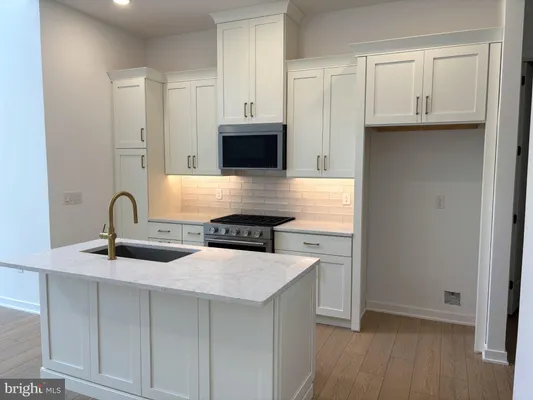 Property Slideshow image 3 of 25 | 24 oakwood ln 50, Sellersville, PA, 18960