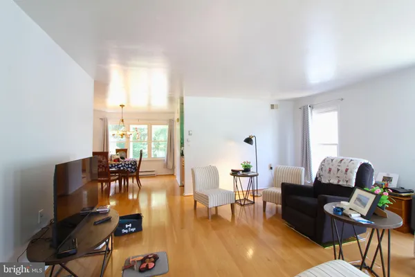 Property Slideshow image 3 of 30 | 680 huntington dr b, Manchester Township, NJ, 08759