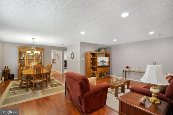 Property Slideshow image 3 of 32 | 212 n pondview blvd, Monroe Township, NJ, 08831