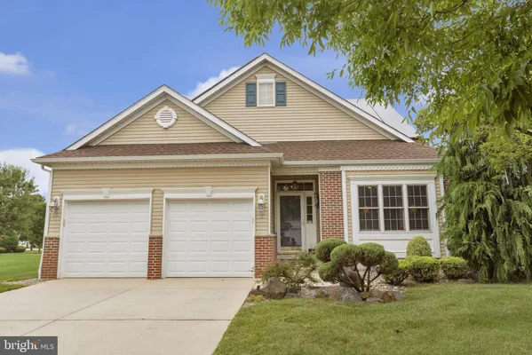 Property Slideshow image 2 of 51 | 6 ridgway dr, Bordentown, NJ, 08505