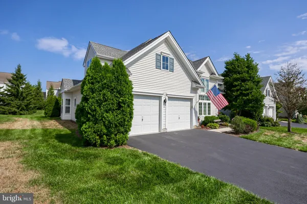 Property Slideshow image 2 of 70 | 1624 parvin rd, Lancaster, PA, 17601