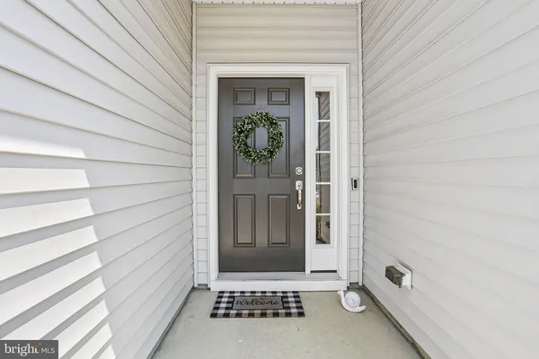 Property Slideshow image 2 of 61 | 2 pier, Mount Holly, NJ, 08060