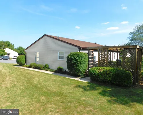 Property Slideshow image 3 of 26 | 5603 honeysuckle ct, Frederick, MD, 21703