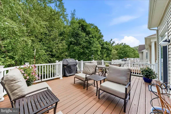 Property Slideshow image 2 of 44 | 404 peters way, Phoenixville, PA, 19460