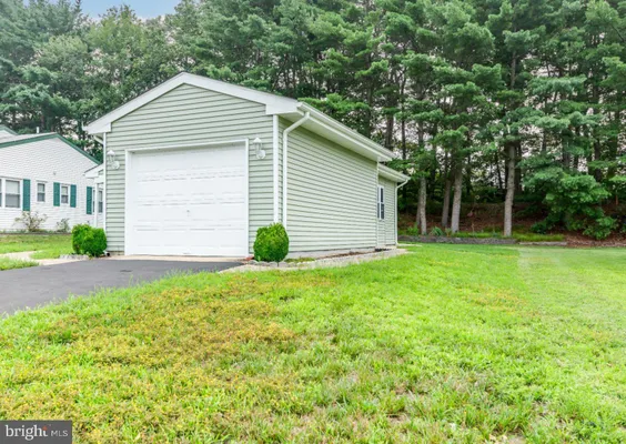 Property Slideshow image 3 of 25 | 26 kingston way, Southampton, NJ, 08088