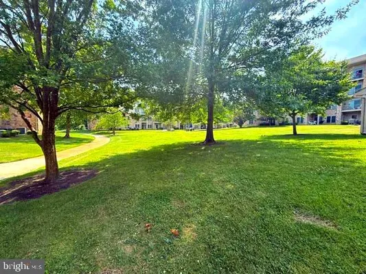 Property Slideshow image 3 of 28 | 2000 fountainview cir 2408, Newark, DE, 19713
