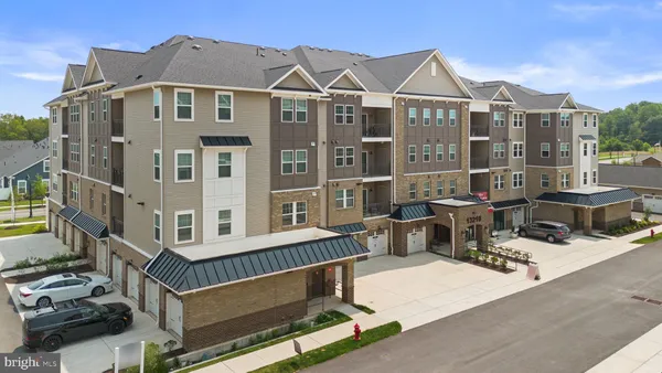 Property Slideshow image 2 of 47 | 13210 petrel st 3307, Clarksburg, MD, 20871