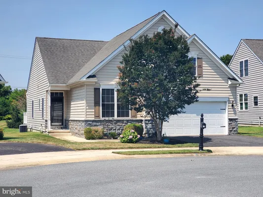 Property Slideshow image 2 of 3 | 74 felix view ct, Smyrna, DE, 19977