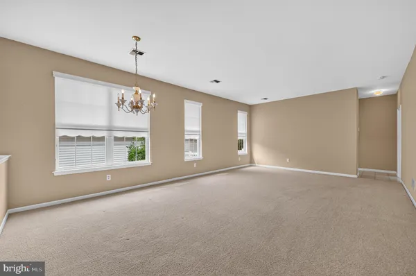 Property Slideshow image 3 of 27 | 2105 white fox way, Glen Mills, PA, 19342