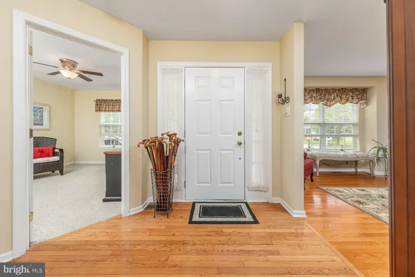 Property Slideshow image 3 of 24 | 320 chickory trl, Mullica Hill, NJ, 08062