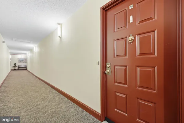 Property Slideshow image 2 of 26 | 15301 beaverbrook ct 92-3g, Silver Spring, MD, 20906