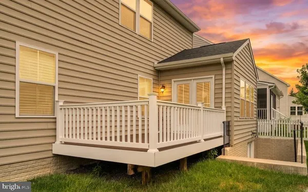 Property Slideshow image 3 of 49 | 112 fringetree ct, Lake Frederick, VA, 22630