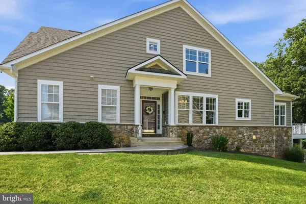 Property Slideshow image 3 of 59 | 105 turnstone ln, Lake Frederick, VA, 22630