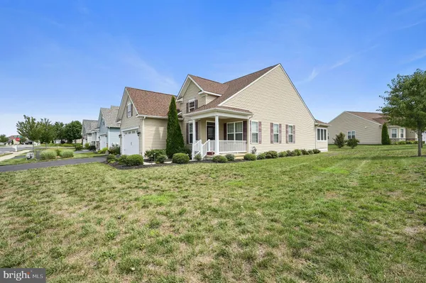 Property Slideshow image 2 of 30 | 306 nicklaus ln, Magnolia, DE, 19962