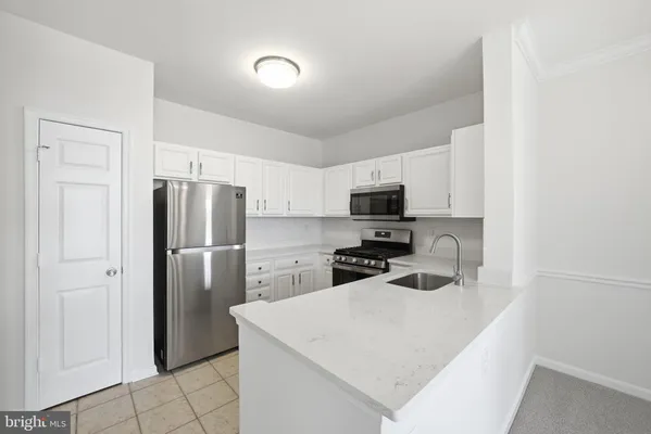 Property Slideshow image 3 of 22 | 14040 new acadia ln 405, Upper Marlboro, MD, 20774