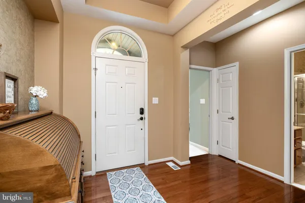 Property Slideshow image 3 of 31 | 27 applegate dr, Florence, NJ, 08518