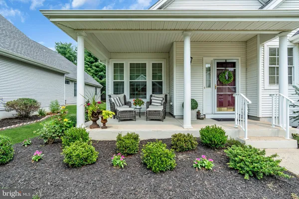 Property Slideshow image 2 of 29 | 32 bear meade dr, Hamilton, NJ, 08691