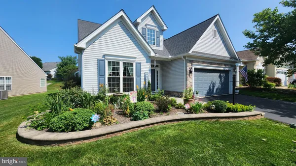 Property Slideshow image 2 of 44 | 3881 arbours ave, Collegeville, PA, 19426