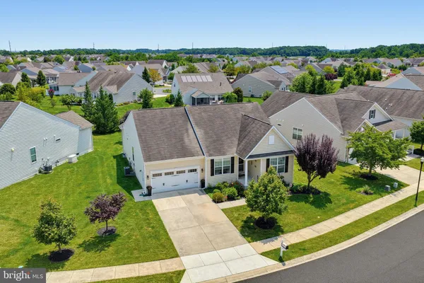 Property Slideshow image 3 of 56 | 614 red maple rd, Middletown, DE, 19709