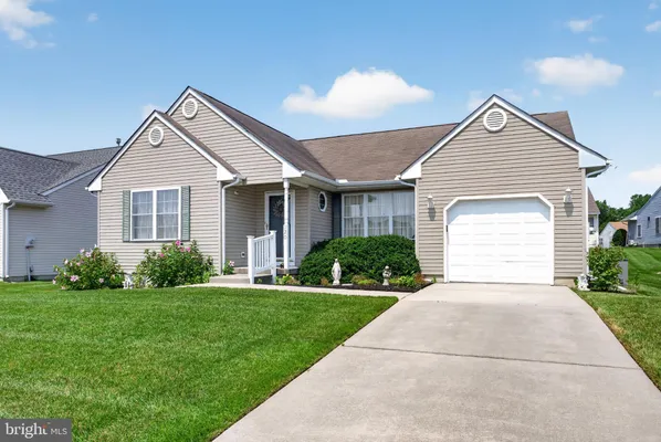 Property Slideshow image 2 of 29 | 120 parasol pl, Sewell, NJ, 08080