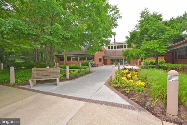 Property Slideshow image 2 of 21 | 2900 shipmaster way 104, Annapolis, MD, 21401