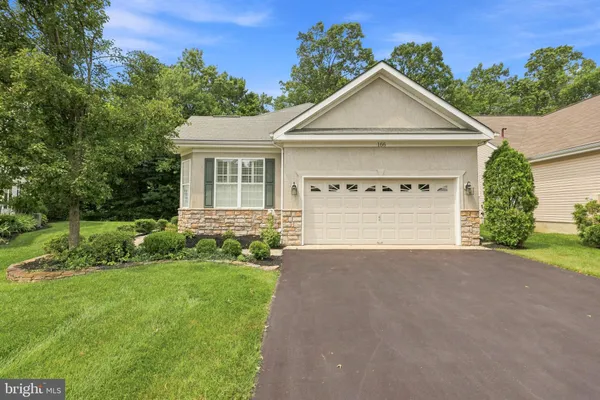 Property Slideshow image 2 of 34 | 166 glengarry ln, Hainesport, NJ, 08036