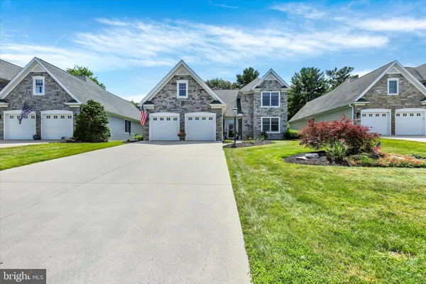 Property Slideshow image 2 of 51 | 6873 old course rd, Fayetteville, PA, 17222