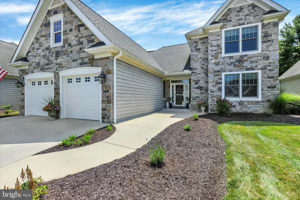 Property Slideshow image 3 of 51 | 6873 old course rd, Fayetteville, PA, 17222
