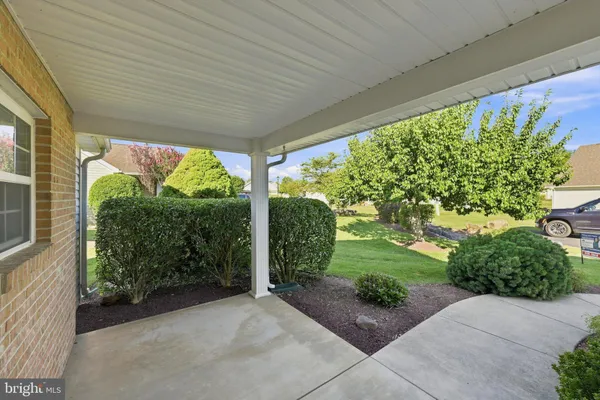 Property Slideshow image 3 of 41 | 111 tanglewood ln, Winchester, VA, 22602
