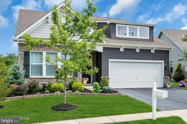 Property Slideshow image 3 of 59 | 3 raccoon ln, Barnegat, NJ, 08005
