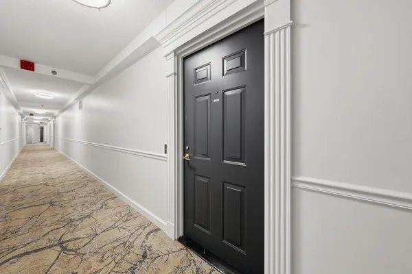 Property Slideshow image 3 of 31 | 19385 cypress ridge ter 107, Leesburg, VA, 20176