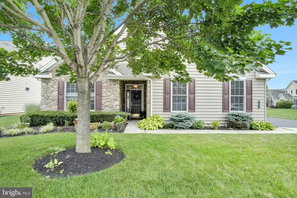 Property Slideshow image 2 of 71 | 280 founders way, Mechanicsburg, PA, 17050