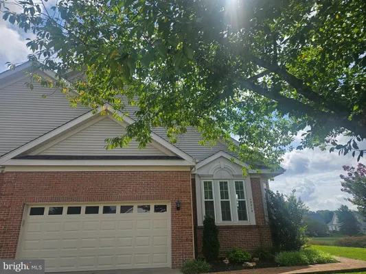 Property Slideshow image 2 of 12 | 13919 chelmsford dr, Gainesville, VA, 20155