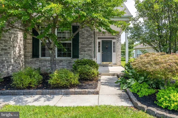 Property Slideshow image 3 of 53 | 5 maplegrove ct, Woolwich Twp, NJ, 08085