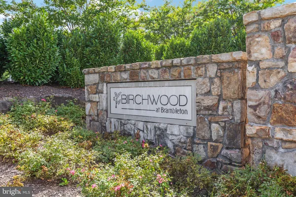 Property Slideshow image 2 of 54 | 23669 golden embers sq 403, Ashburn, VA, 20148