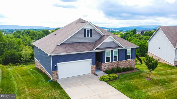 Property Slideshow image 3 of 51 | 79 putter ct, Front Royal, VA, 22630