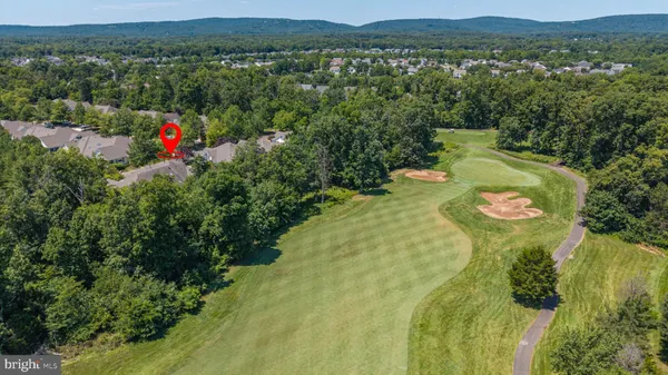 Property Slideshow image 2 of 45 | 5217 armour ct, Haymarket, VA, 20169