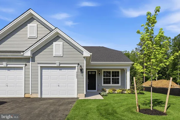 Property Slideshow image 2 of 29 | 3579 castleton dr, Williamstown, NJ, 08094