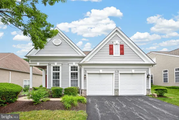 Property Slideshow image 2 of 67 | 458 mimosa cir, Kennett Square, PA, 19348