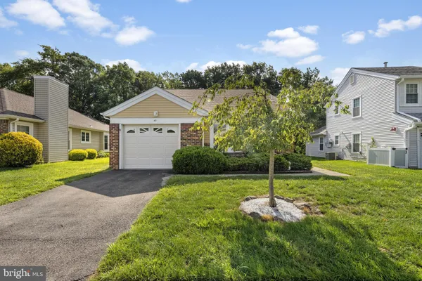 Property Slideshow image 3 of 46 | 40 pine oak blvd, Barnegat, NJ, 08005