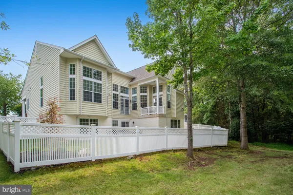Property Slideshow image 2 of 69 | 9450 raith ct, Bristow, VA, 20136