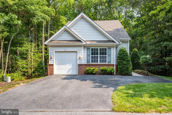 Property Slideshow image 2 of 122 | 30 chatham ct, Ocean Pines, MD, 21811