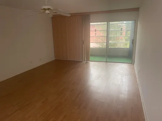 Property Slideshow image 3 of 7 | 20 golfs edge e, West Palm Beach, FL, 33417