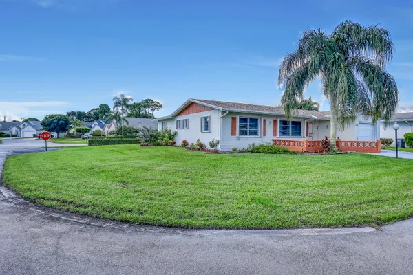 Property Slideshow image 2 of 45 | 5126 michael dr, West Palm Beach, FL, 33417