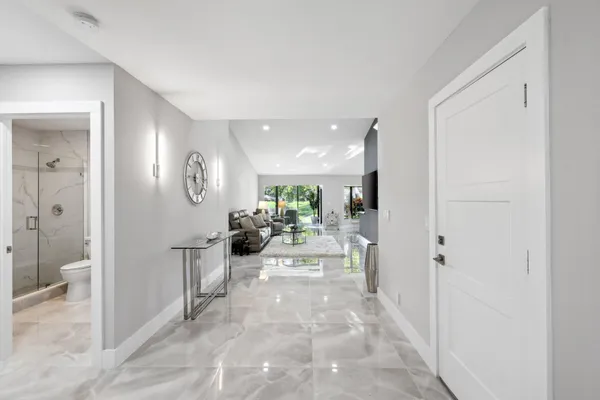 Property Slideshow image 3 of 52 | 4847 boxwood cir, Boynton Beach, FL, 33436