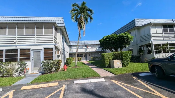 Property Slideshow image 2 of 11 | 146 tuscany b, Delray Beach, FL, 33446