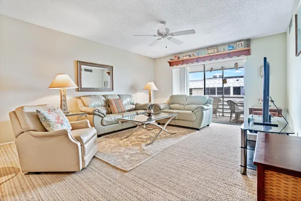 Property Slideshow image 3 of 18 | 12019 w greenway dr 205, Royal Palm Beach, FL, 33411