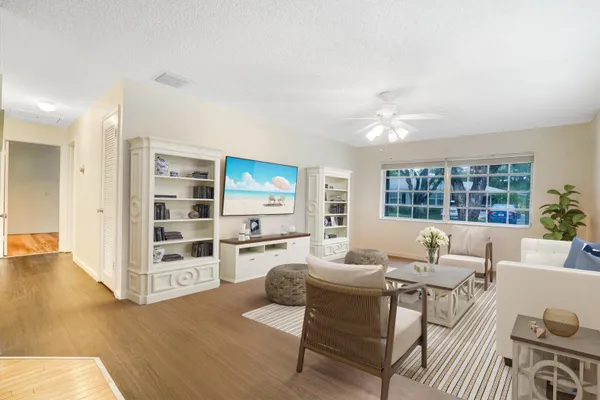 Property Slideshow image 2 of 23 | 10081 42nd ave s # 143, Boynton Beach, FL, 33436