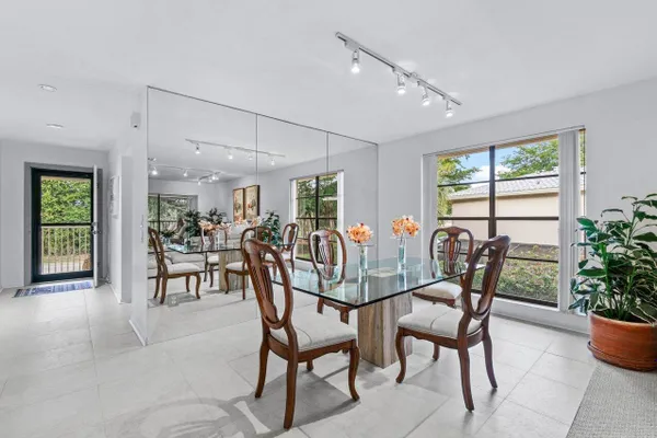 Property Slideshow image 3 of 46 | 20 westgate ln b, Boynton Beach, FL, 33436