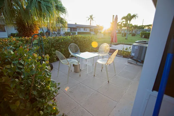 Property Slideshow image 3 of 41 | 2833 crosley dr c, West Palm Beach, FL, 33415